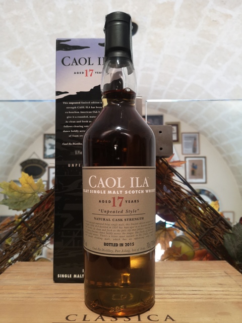 Caol Ila Islay Single Malt Scotch Whisky 17 YO Unpeated Style 2015