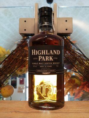 Highland Park Single Malt Scotch Whisky 10 YO Ambassador's Choice